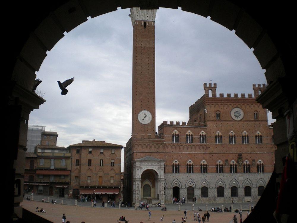Albergo Centrale Siena Buitenkant foto