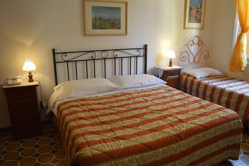 Albergo Centrale Siena Buitenkant foto