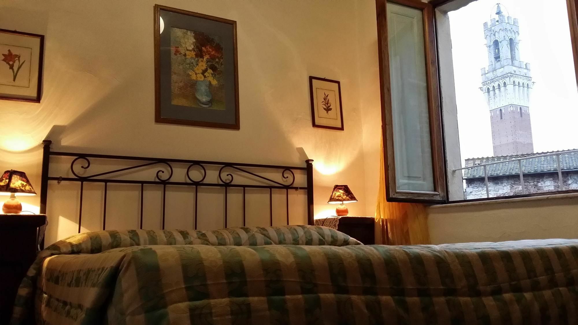 Albergo Centrale Siena Buitenkant foto