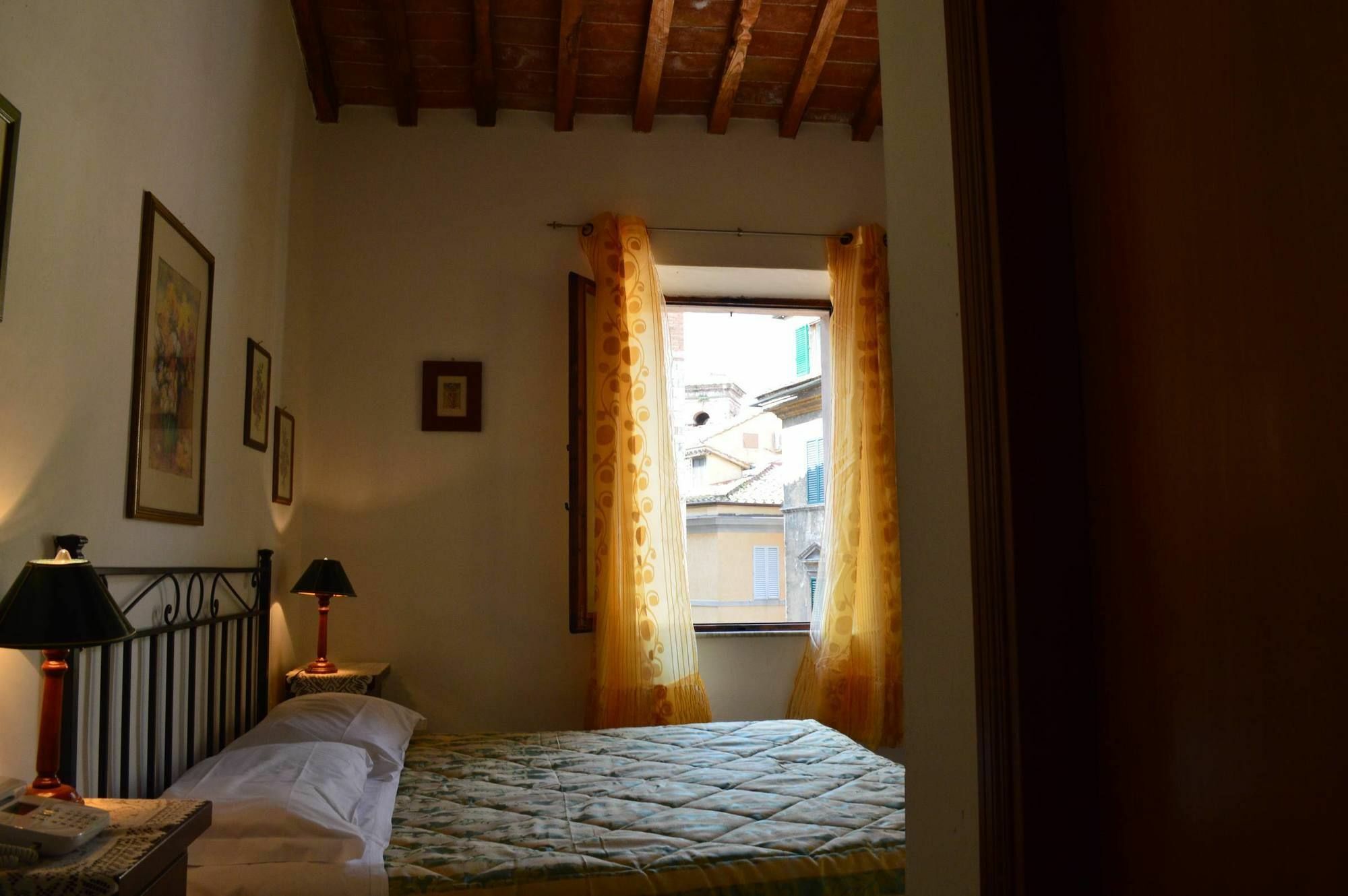 Albergo Centrale Siena Buitenkant foto