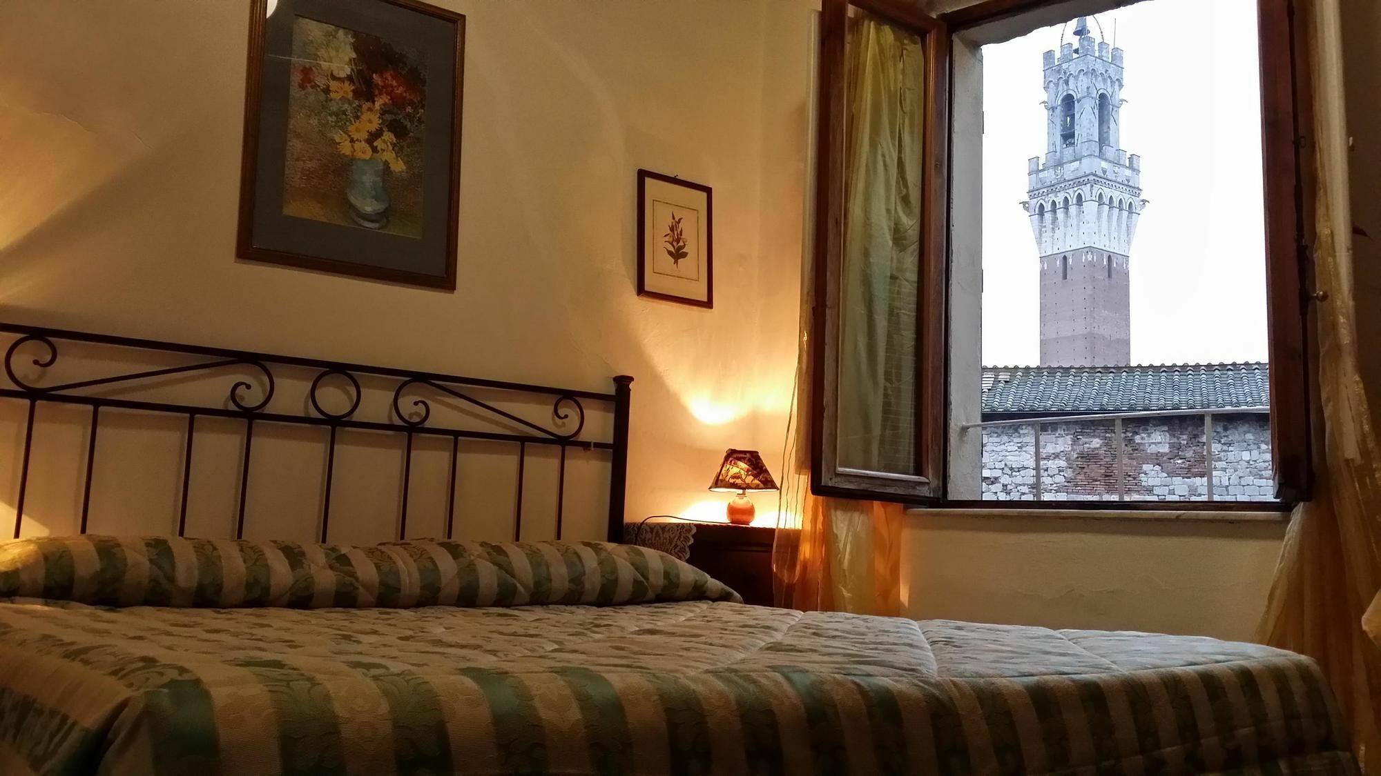 Albergo Centrale Siena Buitenkant foto